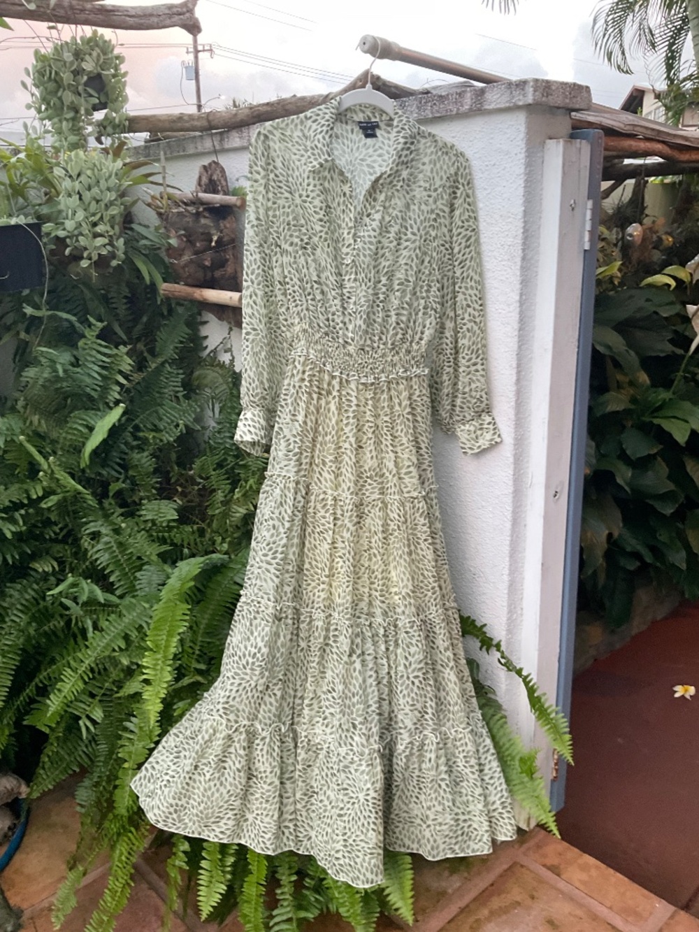 Kate & Lily Sheer Long Maxi Green Dress Size 6 - Picture 3 of 8